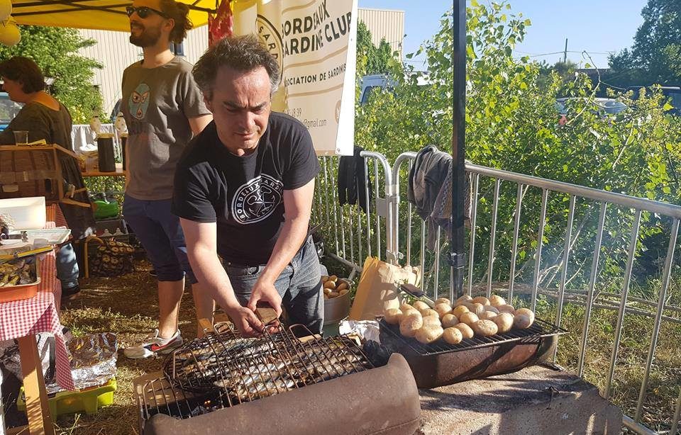Grillades de sardines avec le Bordeaux Sardine Club