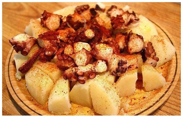 Poulpe à la Gallega présentation - Conserves de Cambados - Galice Espagne