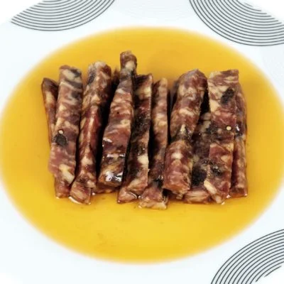 Présentation des sticks de saucisses à la châtaigne - Casa da Avoa