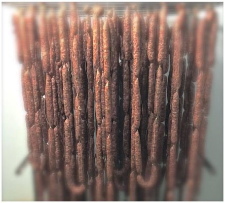 Séchage des fuets - Casa da Avoa - produits de Galice Espagne