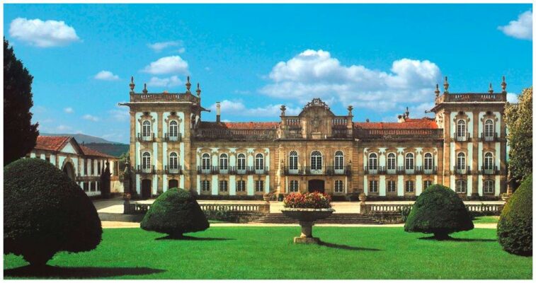 Dona Herminia PAES du Palacio da Brejoeira - Vinho verde